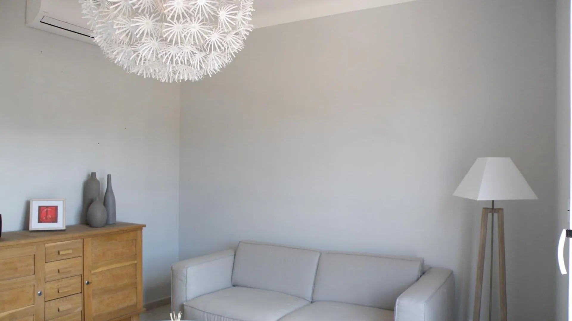 Tres Joli T2 Bandol Apartment